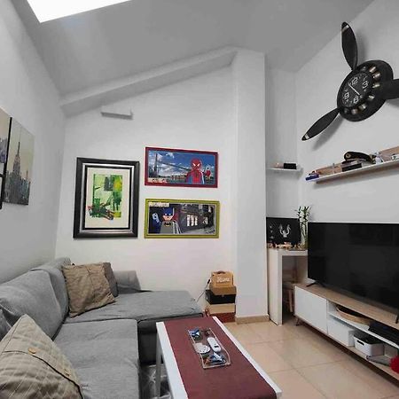 Apartamento Recien Reformado En Barajas Pueblo Madrid Exteriör bild