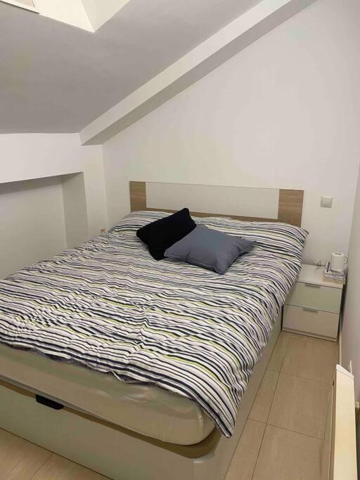 Apartamento Recien Reformado En Barajas Pueblo Madrid Exteriör bild