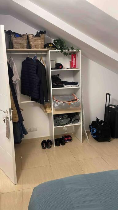 Apartamento Recien Reformado En Barajas Pueblo Madrid Exteriör bild